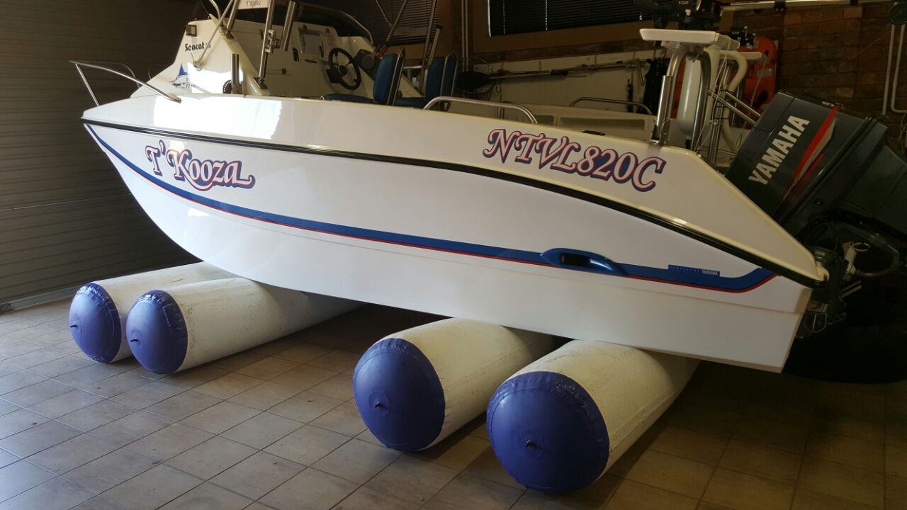 Carel Scheepers  - Armoured 3m long rollers